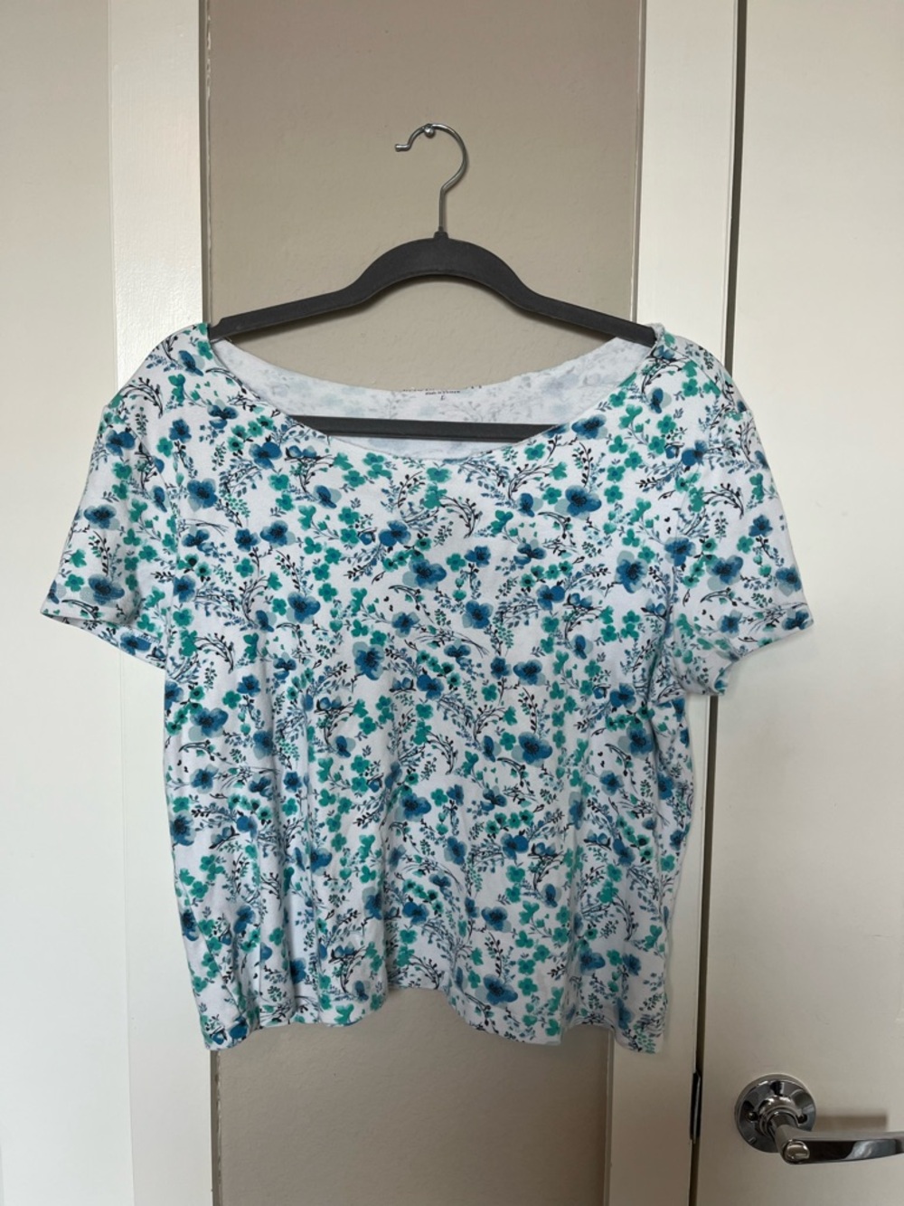 Women’s White Floral Short Sleeve Top - Blue & Green Print